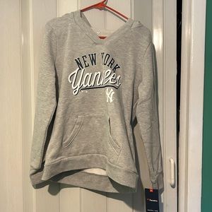 Fanatics Women’s Grey Hoodie - size Medium-NWT